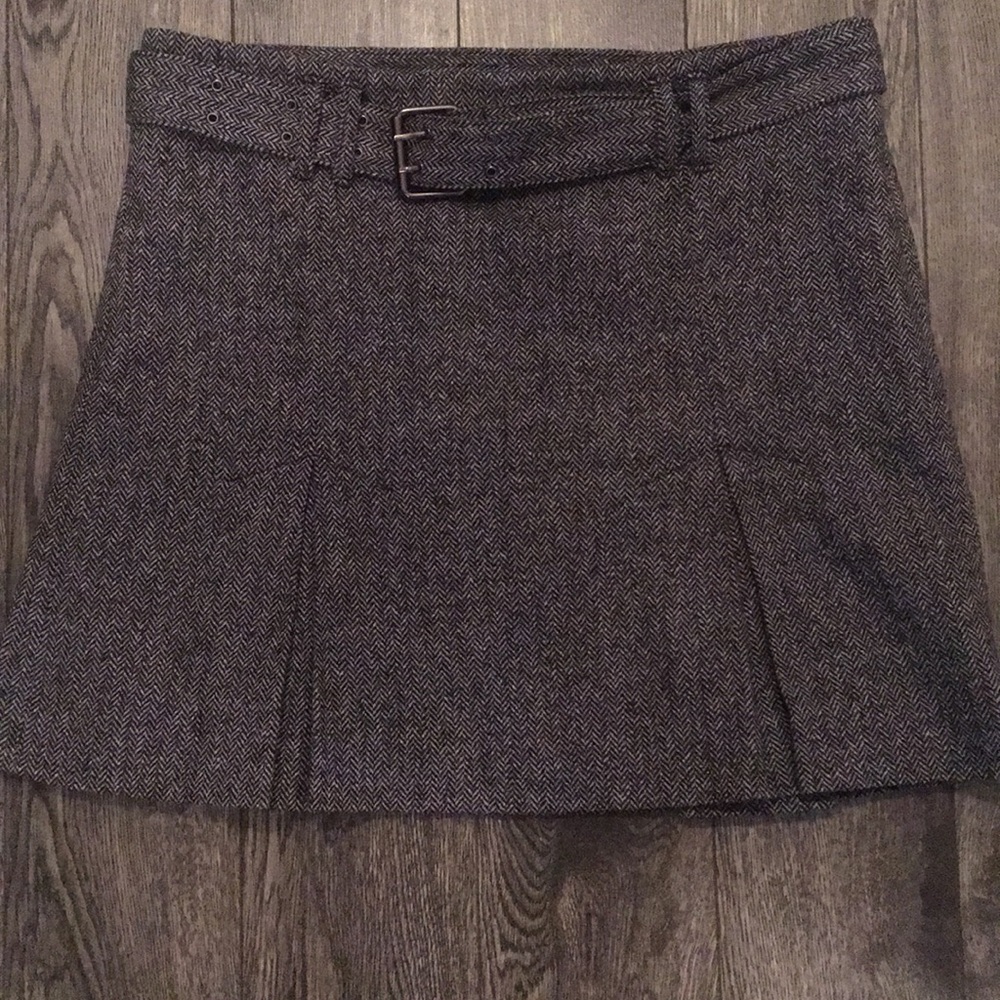 Context skirt